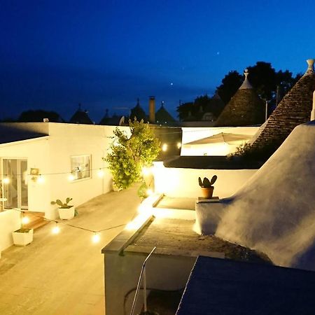 Trulli La Cariola Bed and Breakfast Locorotondo Εξωτερικό φωτογραφία