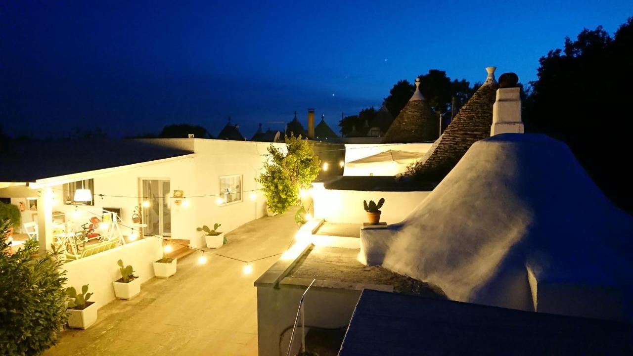 Trulli La Cariola Bed and Breakfast Locorotondo Εξωτερικό φωτογραφία